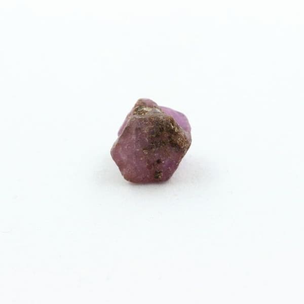 Rubin - Natur - Kiteto-distrikt - 3.960 ct - Röd - Blandad