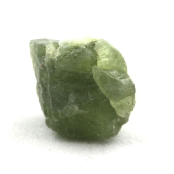 Stenar och mineraler - ABIJOUX - Peridot - 5,30 ct - Almklovdalen, Vanylven, Norge