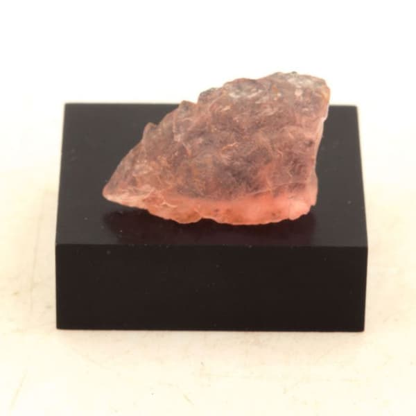 Fluorit Ros - Stenar och Mineraler - Mont-Blanc-massivet - 14 ct - 20x12x5 mm - Äkthetsintyg