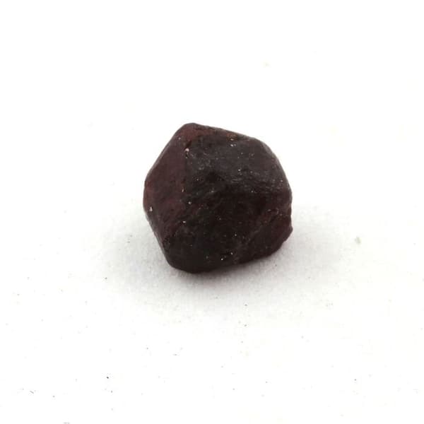 Granat - Stenar och Mineraler - Skardu-området - 3.56 ct - Röd - Äkthetscertifikat