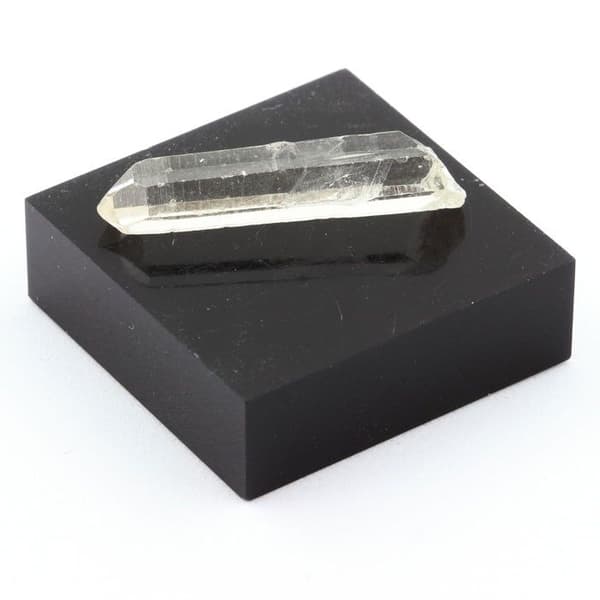 Kvarts - La Gardette - 8.935 ct - Äkthetsintyg - 28 x 5 x 6 mm - Grå