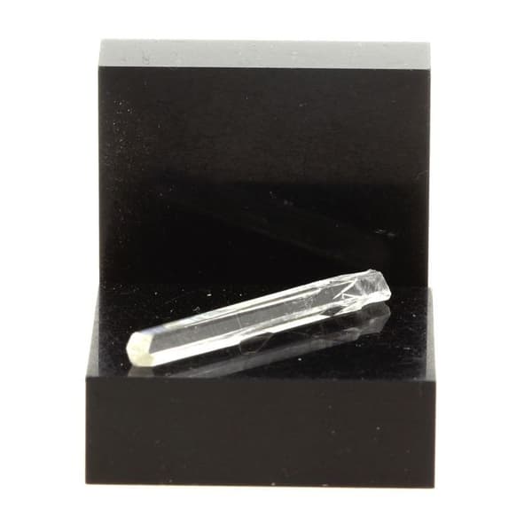 Kvarts - La Gardette - 3.06 ct - Äkthetsintyg - 33 x 4 x 2 mm - Grå