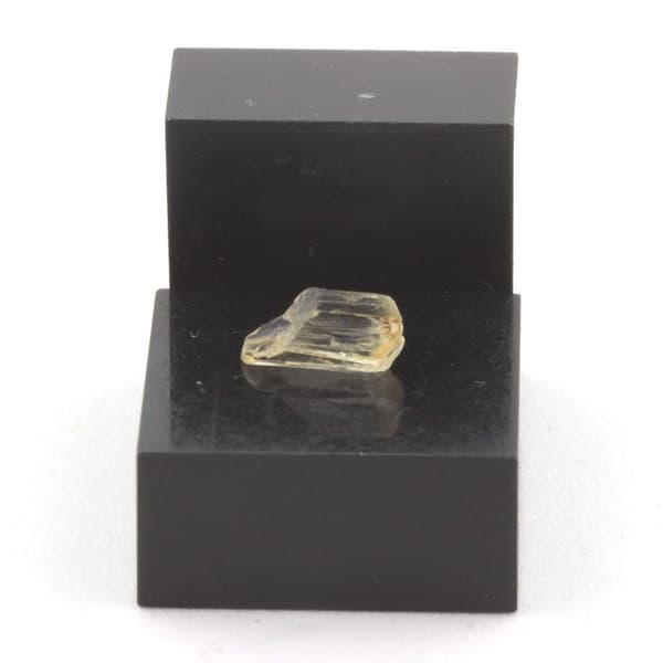 Scapolite - ABIJOUX - 0,79 ct - Mpwapwa District, Dodoma Region, Tanzania