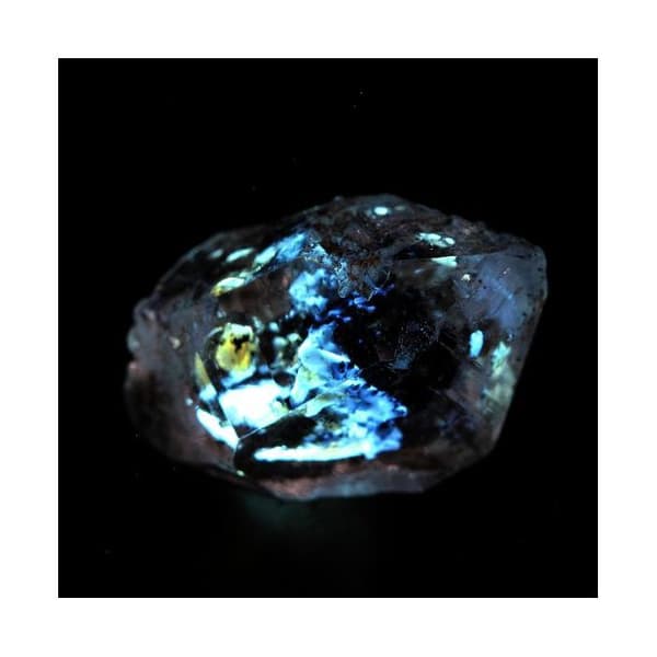 Pendentif Kvarts - ABIJOUX - 5.16 ct - Fluorescent under UV - Balochistan - Äkthetsintyg