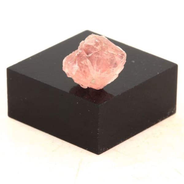 Kristall - ABIJOUX - Rosenfluorit - 4,41 ct - 11x9x7 mm - Äkthetsintyg