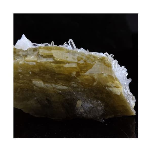 Siderite, Quartz 202,9 karat