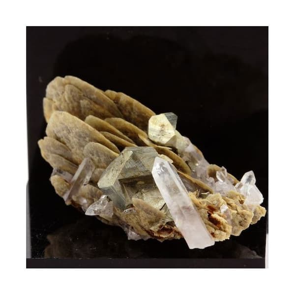 Siderit, Pyrit, Quartz 119,1 karat