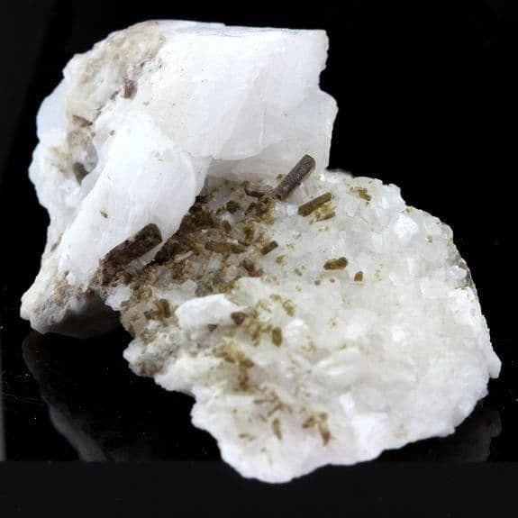 Allanit, Dolomit 62,44 karat