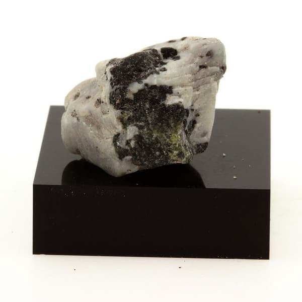 Ludwigite 34,9 karat