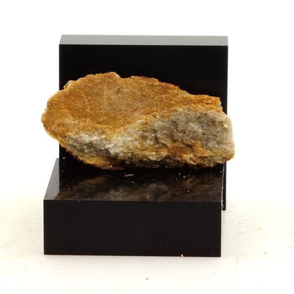 Carpholite 21,1 karat
