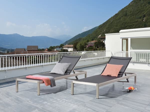 Trädgård Solsäng Svart Syntetiskt Tyg Silver Anodiserad Aluminium Justerbart Ryggstöd