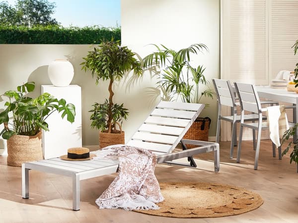 Aurinkotuoli valkoinen 64 x 29-93 x 198 cm alumiini muovinen puu säädettävä industriaalinen