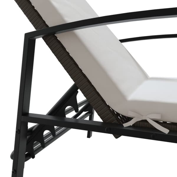 vidaXL Solsängar 2 st med bord konstrotting brun