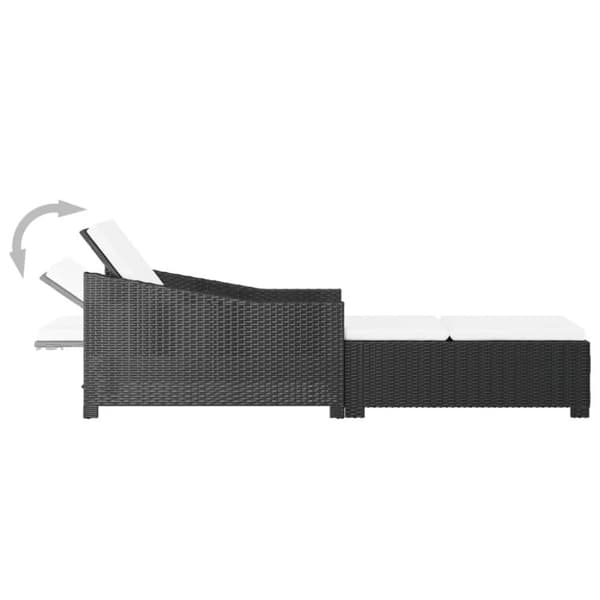 liggestol med cremefarvet hynde polyrattan sort