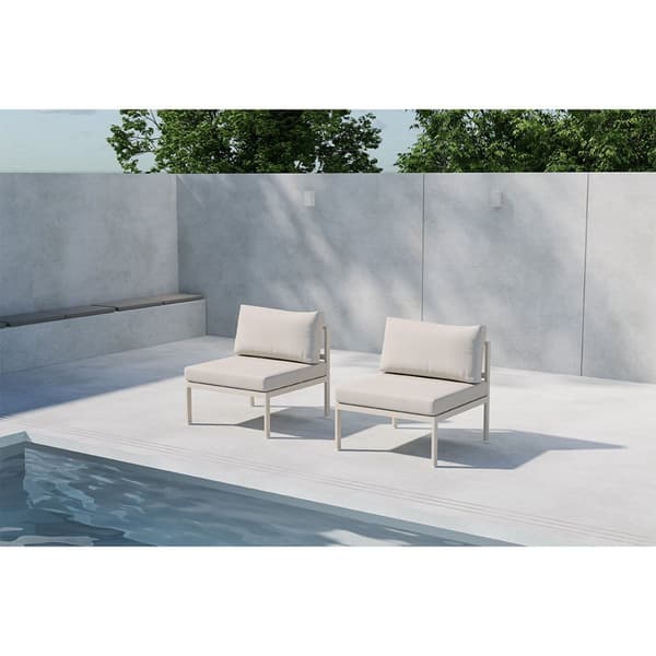 Copacabana havesofa midt del beige.