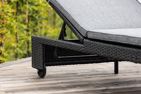 FURNLUX SOLSTOL FÖR UTOMHUSBRUK LONDON GRÅ & SVART 119CM
