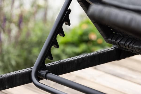 FURNLUX SOLSTOL FÖR UTOMHUSBRUK LONDON GRÅ & SVART 119CM