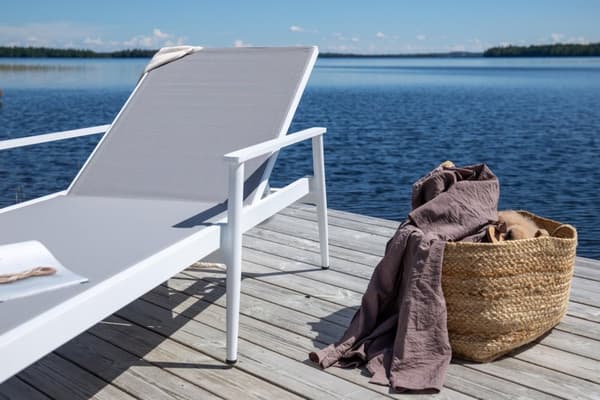 FURNLUX ULKONA AURINKOTUOLI TAUKO HARMAA & VALKOINEN 67CM