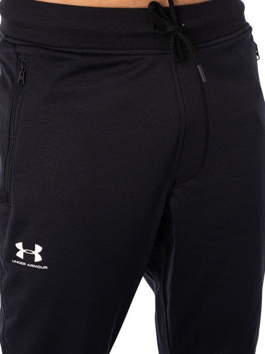 Joggingbyxor - UA - Sportstyle - Svart - Lös passform - Andningsbar