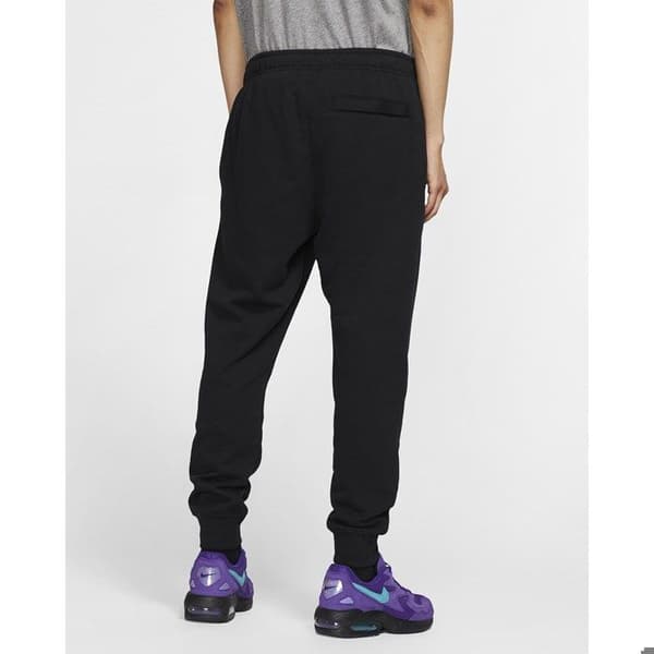 Träningsbyxor - Nike - SPORTSWEAR CLUB - Svart - Elastisk midja - Fitness
