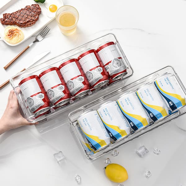 Jääkaapin säilytys tölkeille