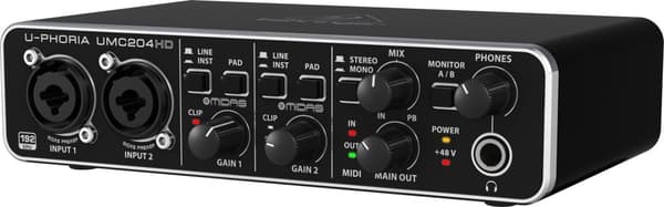 Behringer UMC204HD kompletterande musikutrustning