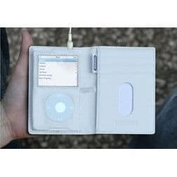 TUNEWEAR plånboksfodral i läder till iPod 5G - Vit - Kreditkortsförvaring och skärmskydd