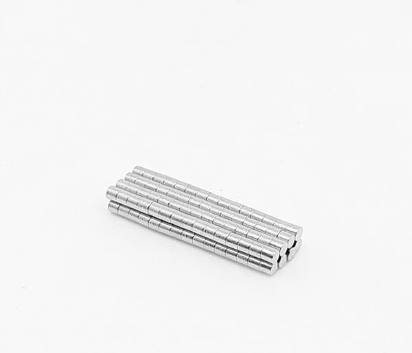 50 st 2 x 2 mm Neodymmagneter / N35 magnet Magneter