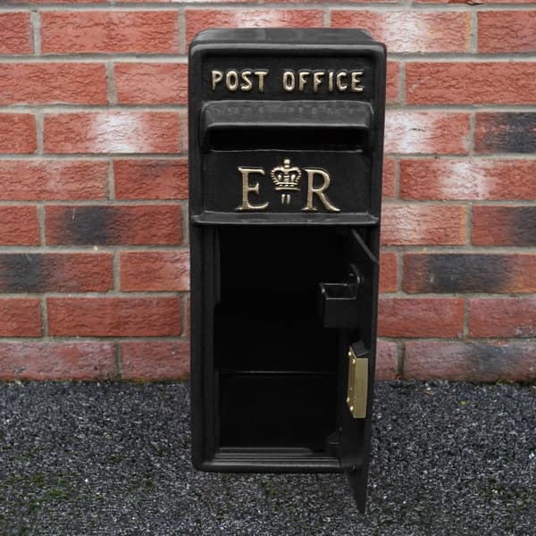 Engelsk Brevkasse - Sort | Royal Mail Brevkasse med Lås Bryllupspynt Dekorationer til Barnedåb Dekorationer til Haven Dekorationer til Haven Begivenhe