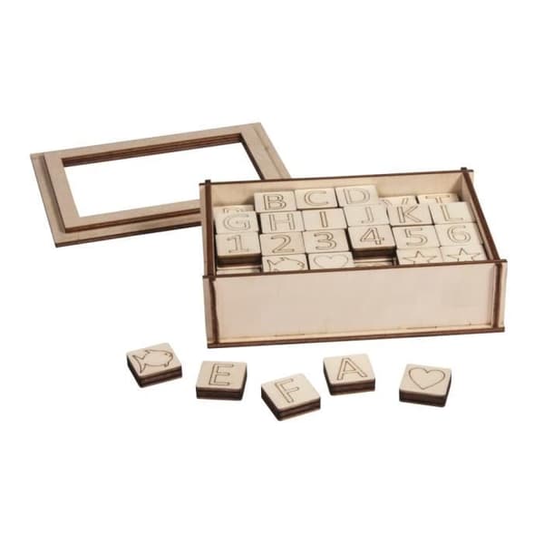 Bokstäver i trä och FSC 100% siffror, 2x2x0,4cm, förpackning 120 stycken - {färg}