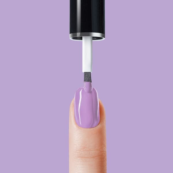 Oriflame The ONE Ultimate -geelikynsilakka - Lila lumi 8ml