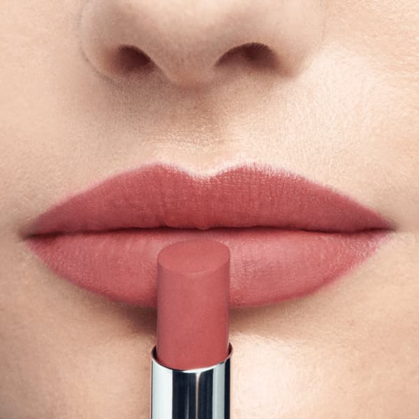 Oriflame THE ONE Color Unlimited -mattahuulipuna - Infinite Peach 2,5 g