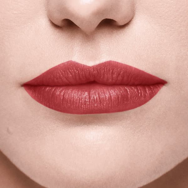 Oriflame THE ONE Color Unlimited Ultra Fix nestemäinen huulipuna - Creamy Coral 5 ml