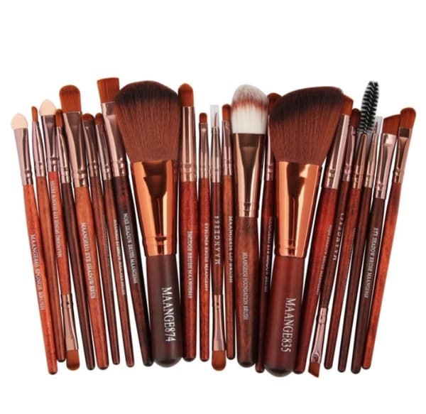 22-delars Sminkborstar av MAANGE-Minerals