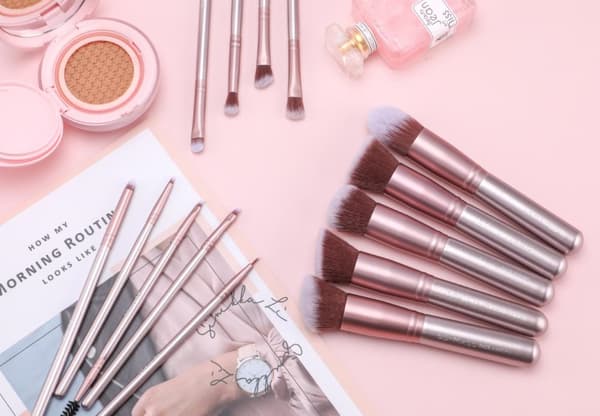 BS02 - BS-MALL 14 st. eksklusive Makeup / makeup børster av beste kvalitet