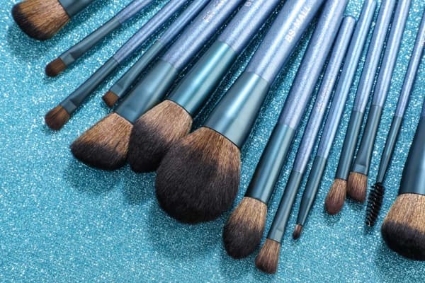 BS03 - BS-MALL 14 st. eksklusive Makeup / makeup børster af bedste kvalitet