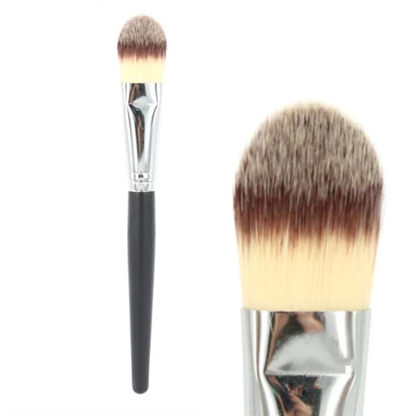 Mjuk Smidig Foundation Borste Sminkborste Silver Silver
