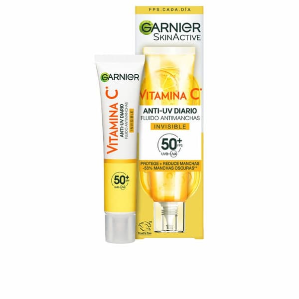 Fuktighetsgivende væske Garnier Vitamin C - Invisible Antiflekker 40 ml
