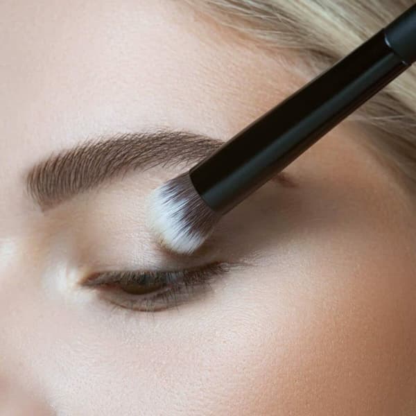 Meikkisivellin Artdeco Concealer Camouflage Brush