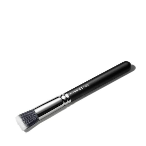 MAC® Brush 130s Short Duo Fibre