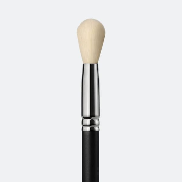 MAC® Brush 168s Large Angled Contour