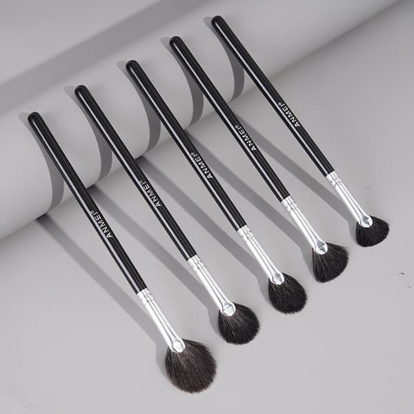 INF Contour Brush Set - 5 viftebørster til præcis påføring