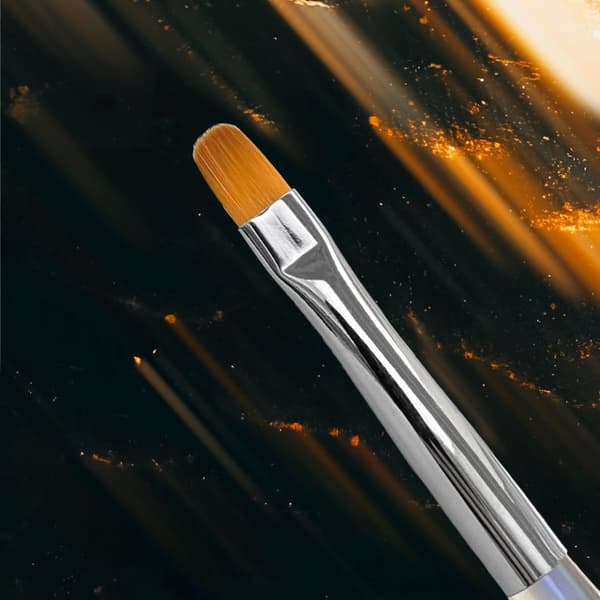 NAILSOFTHENIGHT Nail Art Brush - oval børste
