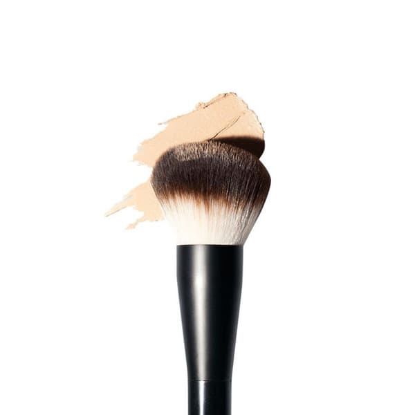 NYX Professional Makeup Multi-Usage Pro Blending Brush