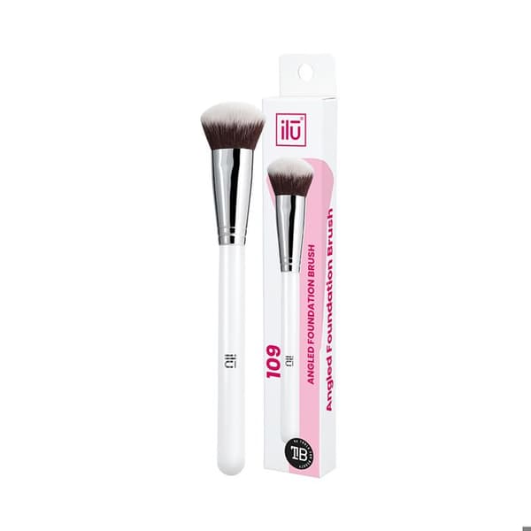 Ilū Make Up Angled Foundation Brush 109 - sned pincel för foundation