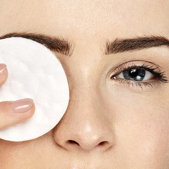Oriflame The ONE vedenkestävän silmämeikinpoistoaineen 100ml