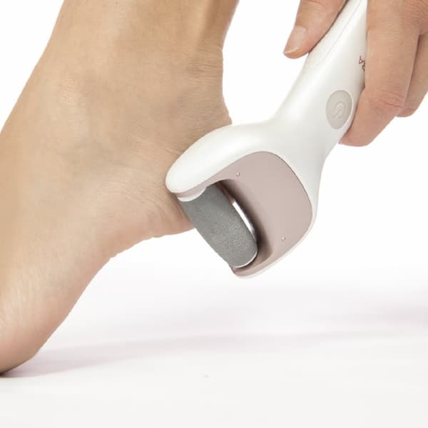 Cecotec Electric foot file with rechargeable battery rotating disc for different hardnesses