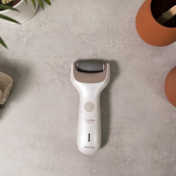 Cecotec Electric foot file with rechargeable battery rotating disc for different hardnesses