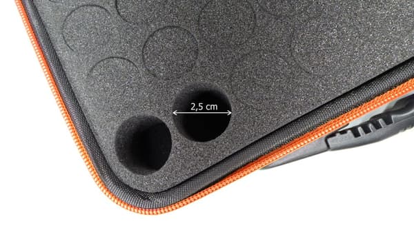 Resväska, förvaringslåda för 60 nagellack, etui. Orange ask