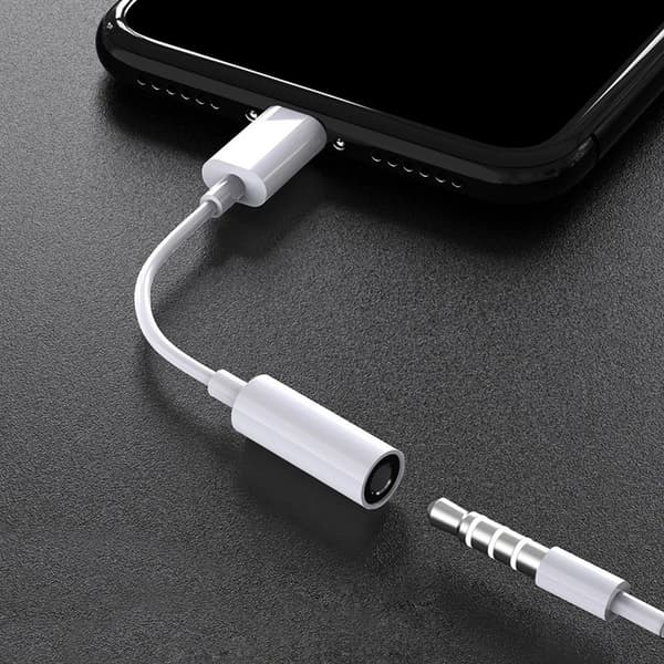 Lightning til 3,5 mm AUX hodetelefonadapter for iPhone/Apple